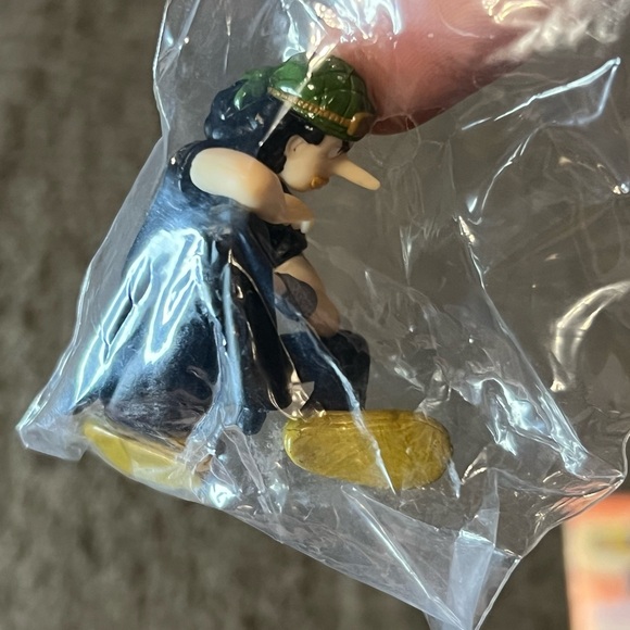 *2001* Vintage One Piece Usopp Gashapon / Gachapon Mini Figure Japan Exclusive - Picture 9 of 16